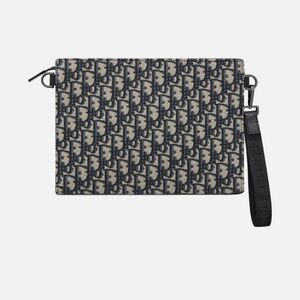 DIOR A5 Embossed logo Detachable wrist strap Oblique Clutch